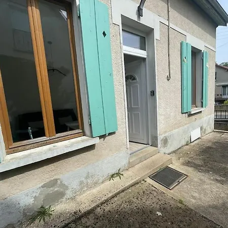 Maison Proche Stade De Foot Auxerre Exterior photo