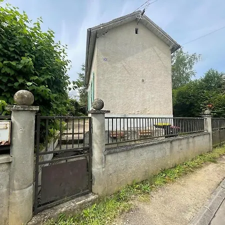 Maison Proche Stade De Foot Auxerre Exterior photo